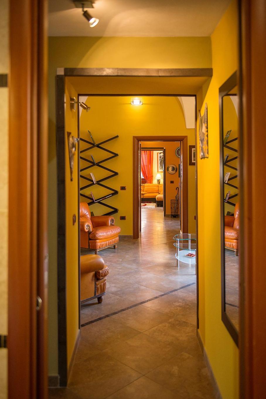 Luxury Home Bosa Apartment Екстериор снимка