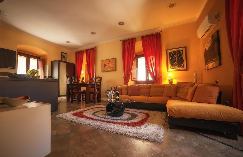 Luxury Home Bosa Apartment Екстериор снимка